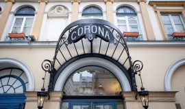 CORONA OPERA